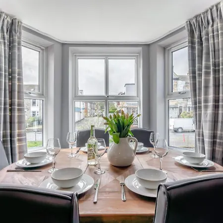 3 Bed In Oc-f28862 *