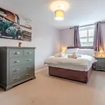 3 Bed In Oc-f28862 Apartment